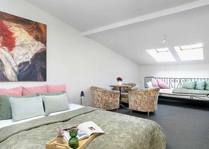 Apartment Two-level With Air Conditioning And Workspace Close To The Center By Renters Poznan